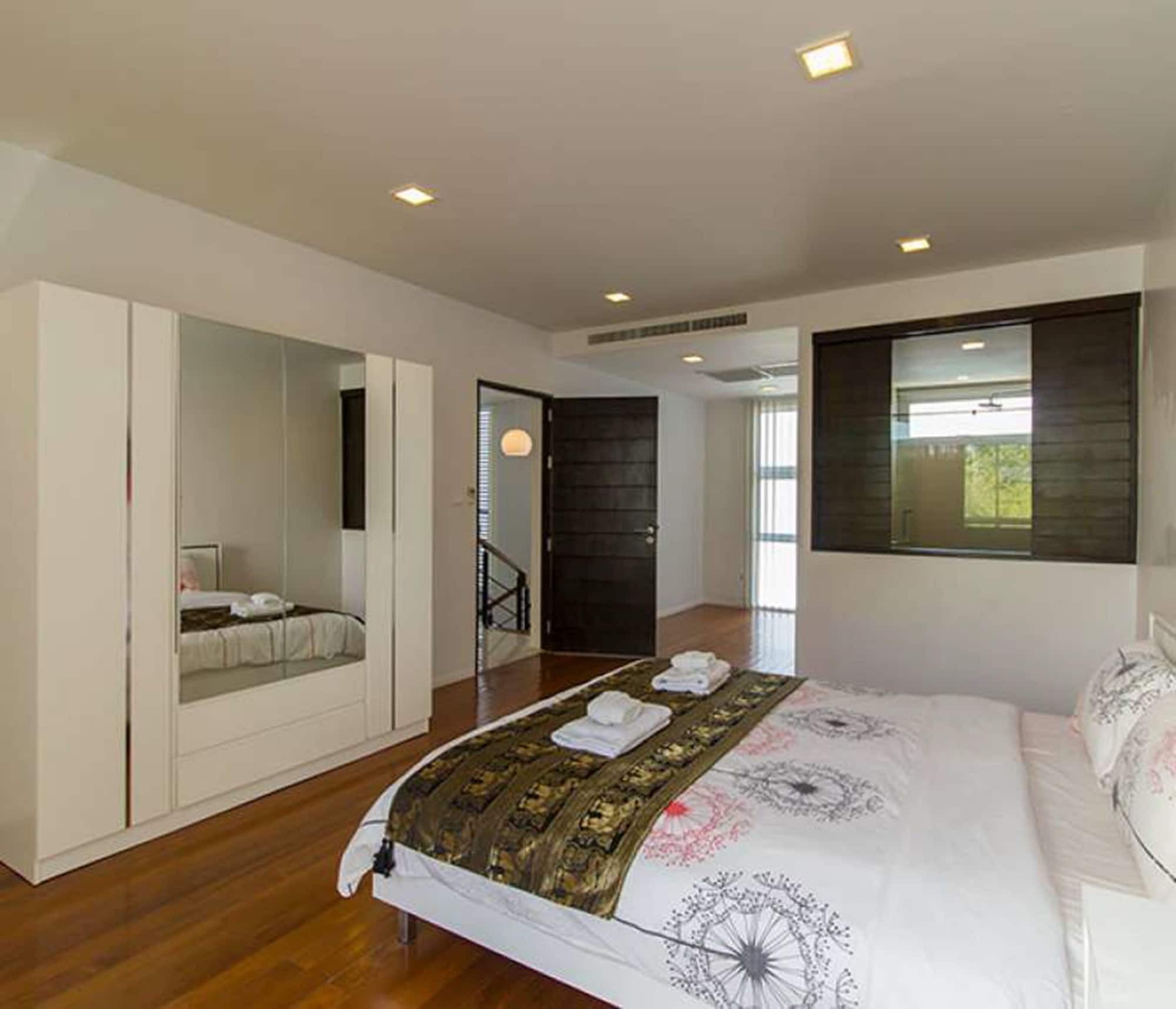 Kamala Mews K3 Villa ภายนอก รูปภาพ